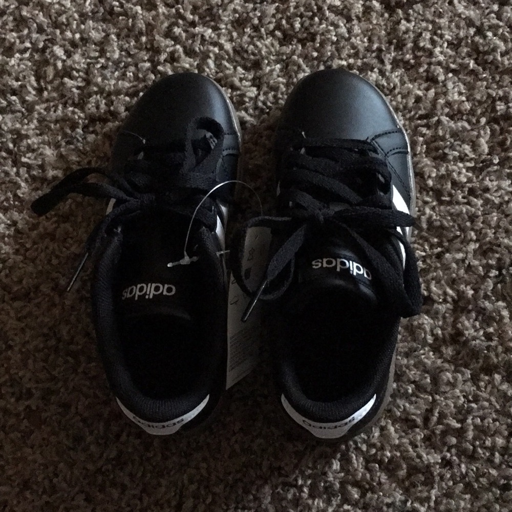 Adidas black baseline tennis shoes